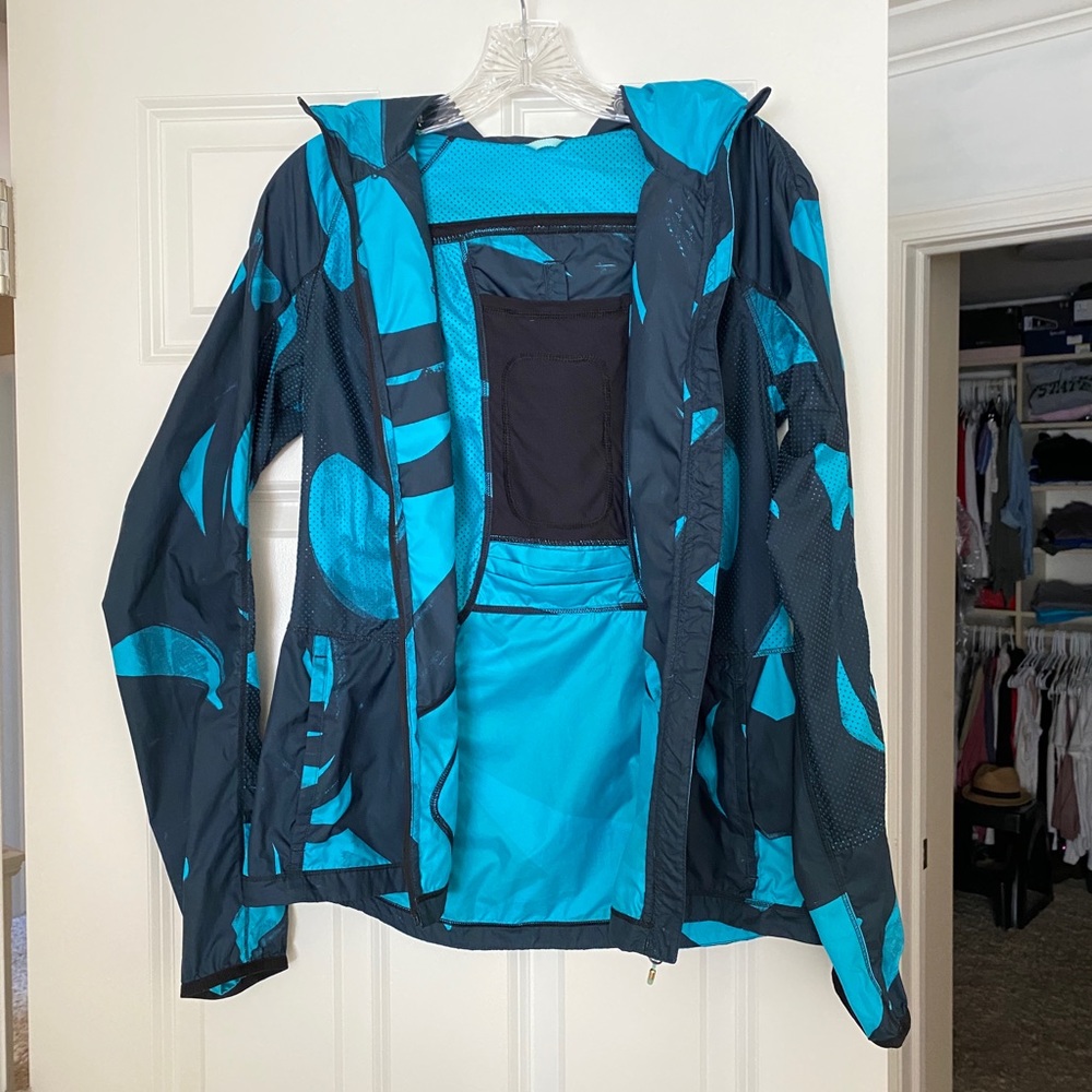 Lululemon Lightweight Blue Jacket with Hood